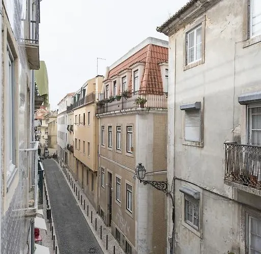 Lusitania One In Mouraria