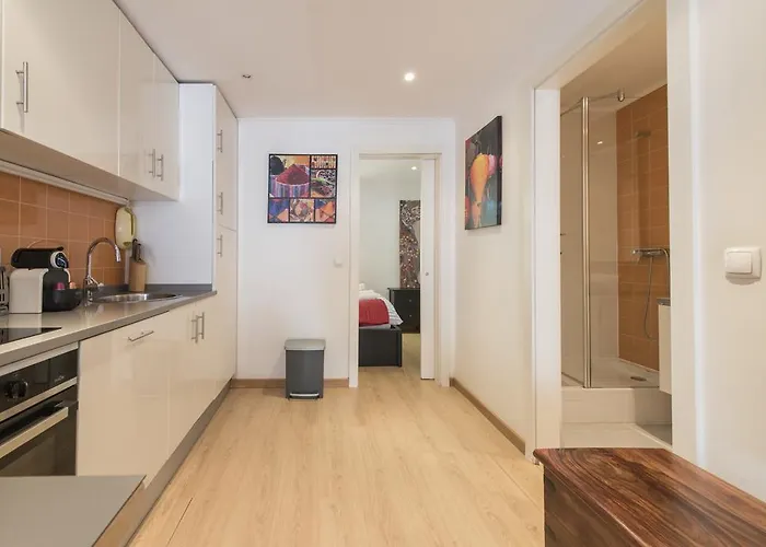 Lusitania One In Mouraria Lisboa